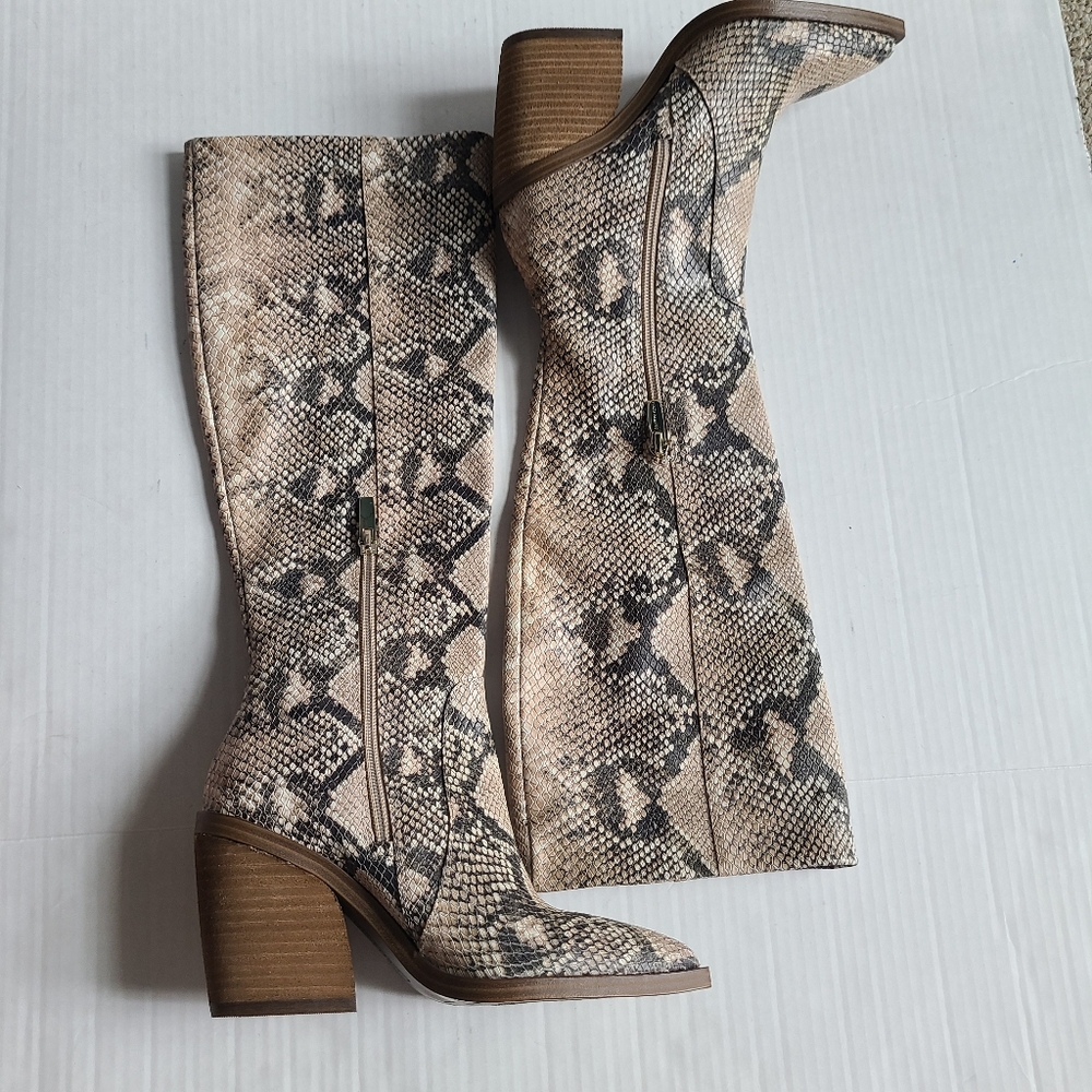NEW VINCE CAMUTO gravana heeled boots - Picture 3 of 12